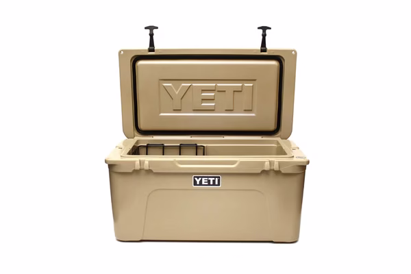 10065010000 YETI Tundra 65 Tan