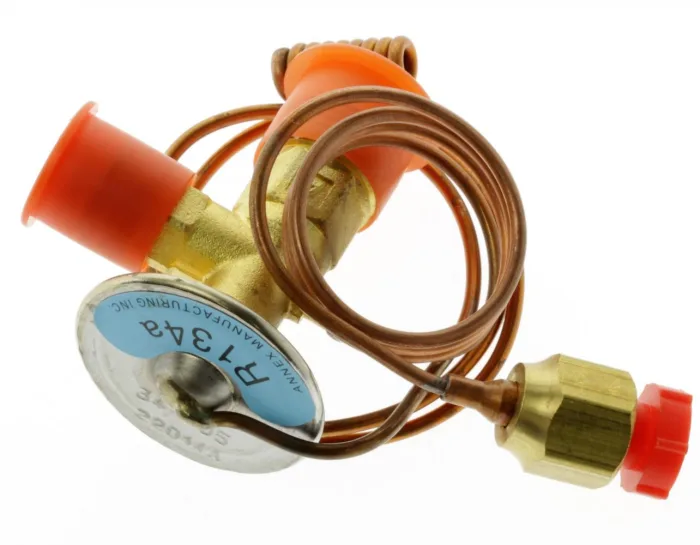 031134-305 EXPANSION VALVE