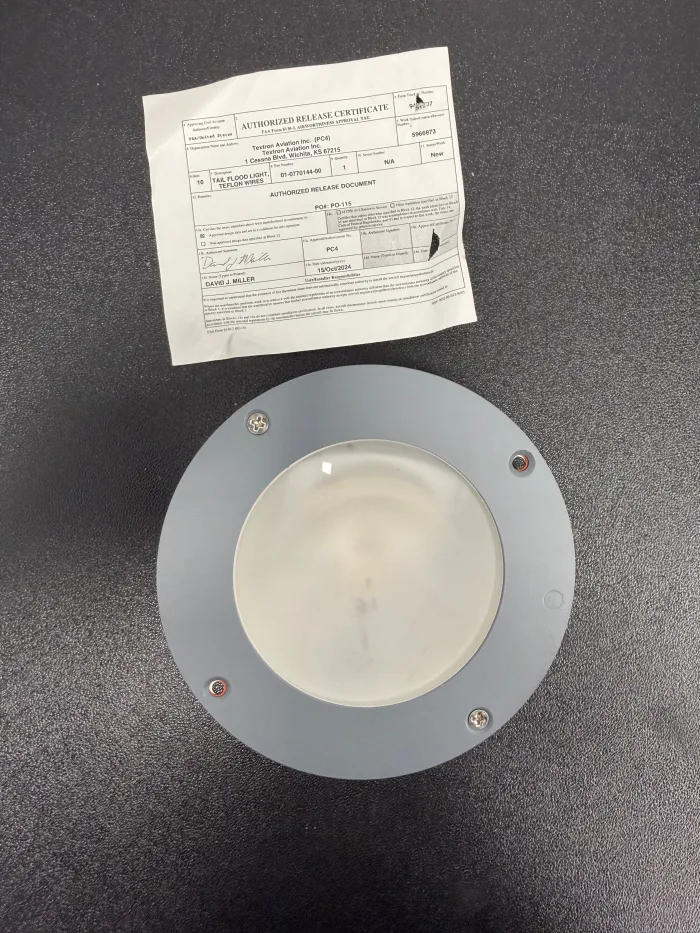 IMG_9908 → Somma Aero 01-0770144-00 Tail Flood Light