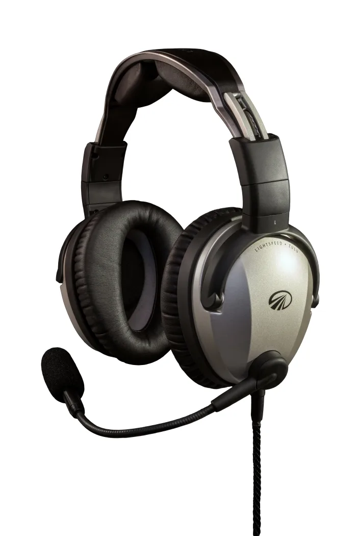 Zulu-3-Three-Quarters-white → Somma Aero