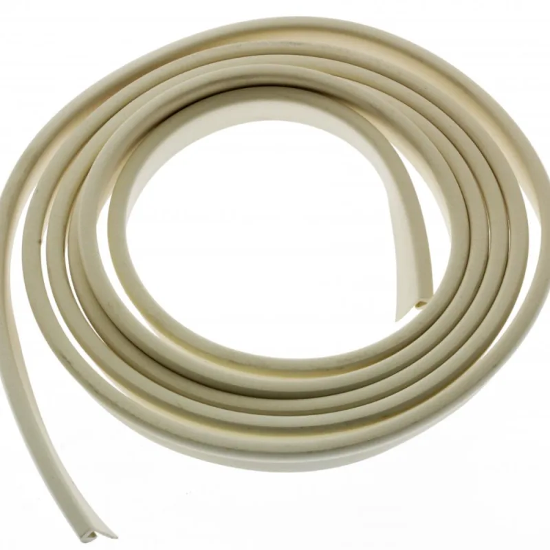 63186-016 MOULDING-EXTRUDED